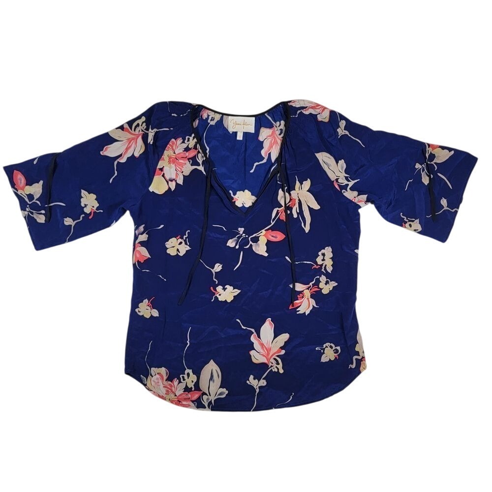 Yumi Kim Women's Silk Blouse Top Sz S Blue Floral V-Neck Front Neck Sleeve Tie